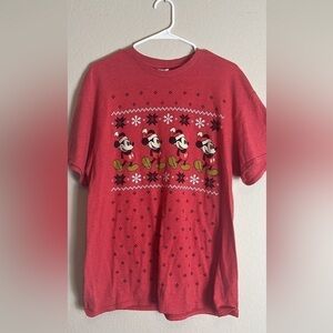 𝅺CHRISTMAS Mickey shirt large
